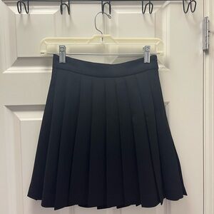 Aritzia Babaton Pistilli Mini Skirt (new, never worn)